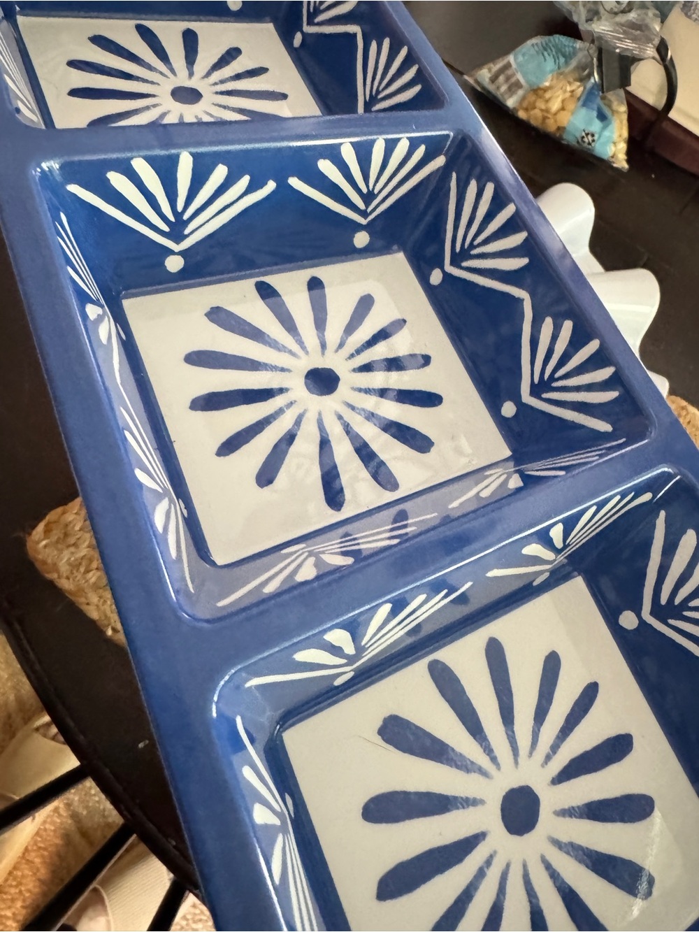 New Sur la table Blue and White Melamine Taco Serving Bowl & Trio Dish Set - Picture 3 of 5